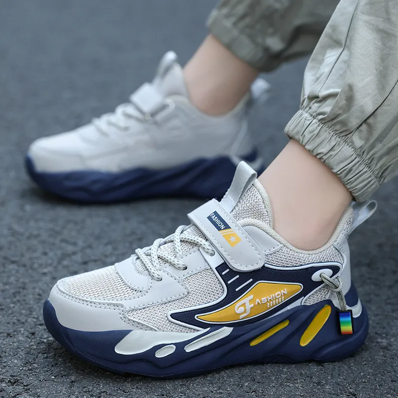 2024 Nuevos zapatos deportivos de carrera informal transpirable y sin resbalón, zapatos para niños medianos y grandes, envío gra