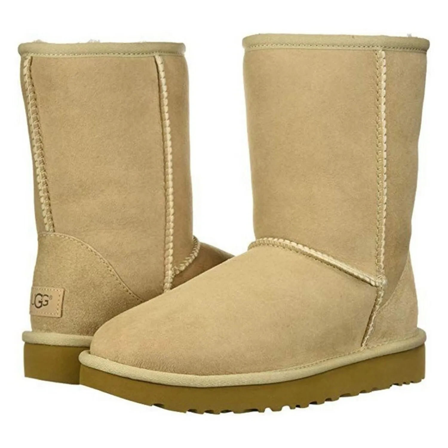 BOTAS UGG CLASSIC SHORT II  BEIGE