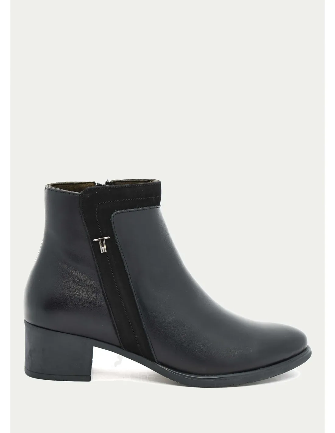 BOTAS Y BOTINES TREINTAS 4015 NEGRO 