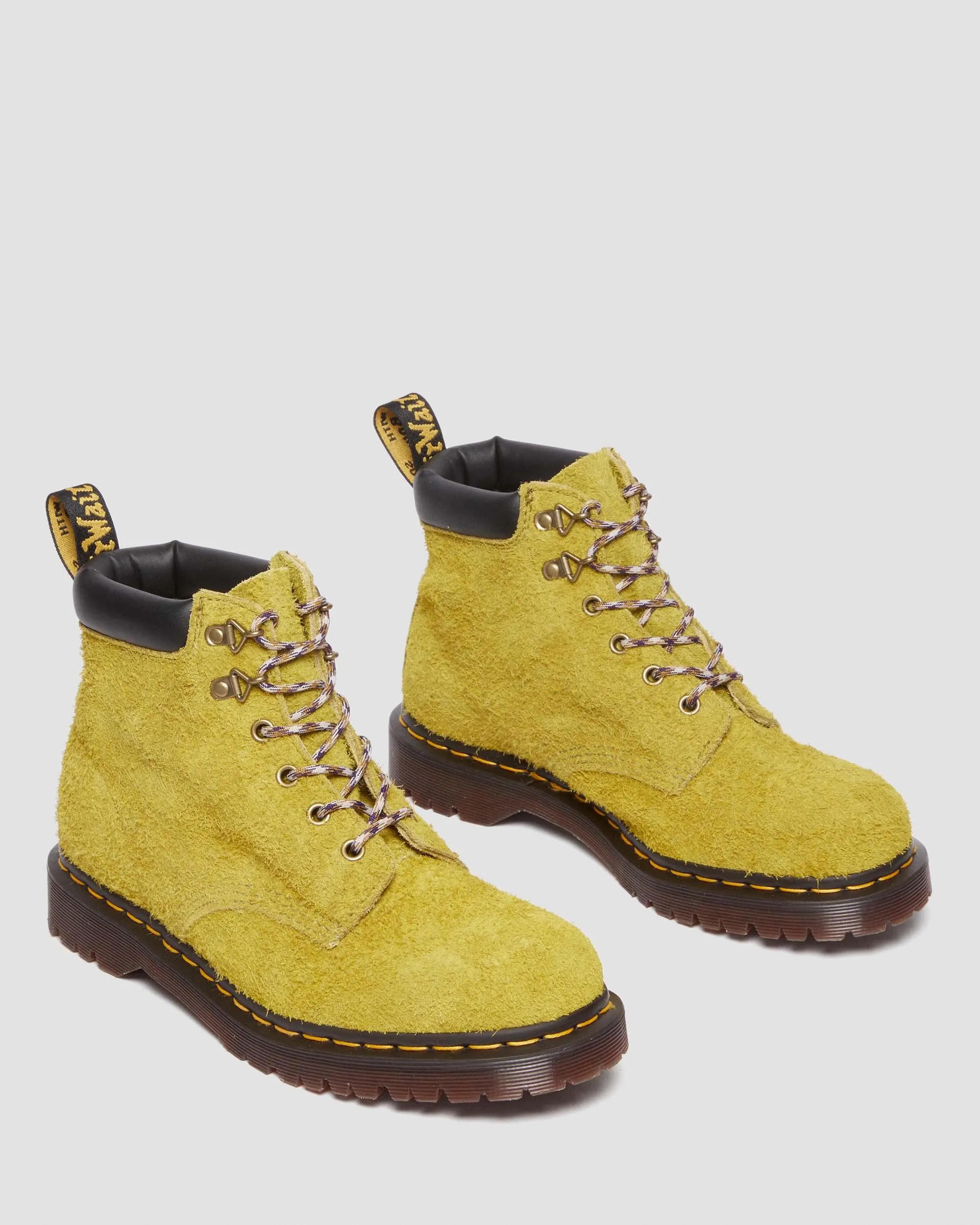 Botines 939 Ben de ante con cuello acolchado