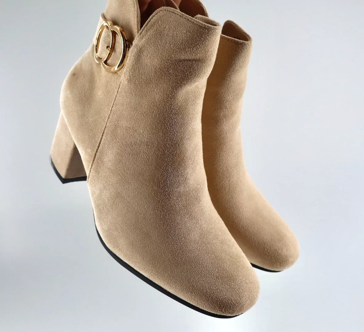 BOTINES BEIGE ATLAS