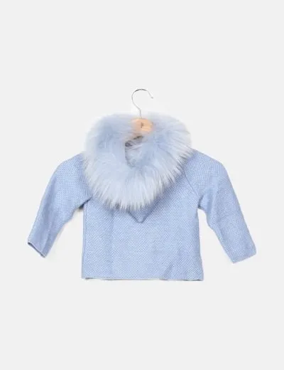 Carmen taberner Chaqueta de punto azul detalle pelo