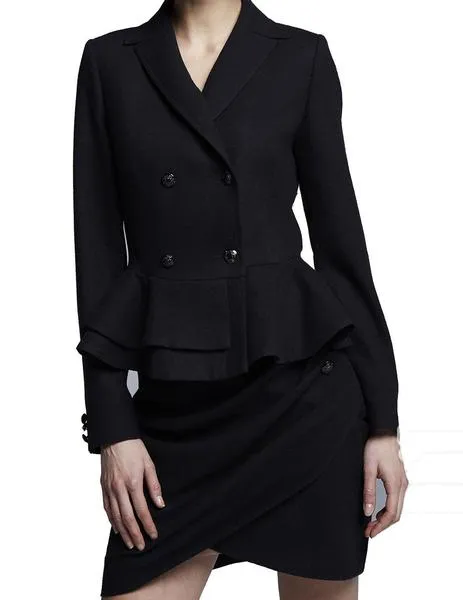 chaqueta peplum negra
