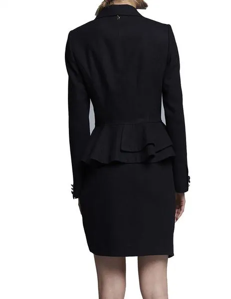 chaqueta peplum negra