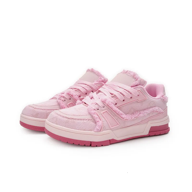 Denim con flecos informales con plantas planas, sentido de diseño de parejas de moda, zapatos deportivos elegantes para mujeres