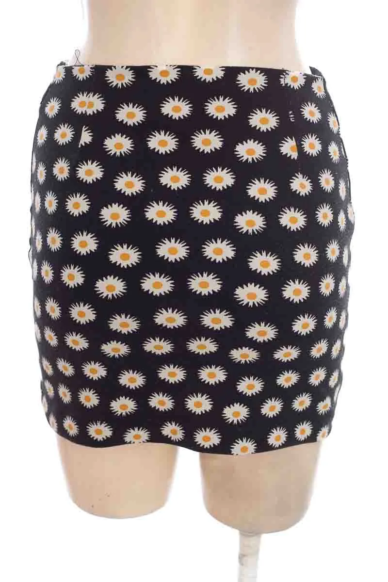 FALDA COLOR NEGRO  LABLOOM