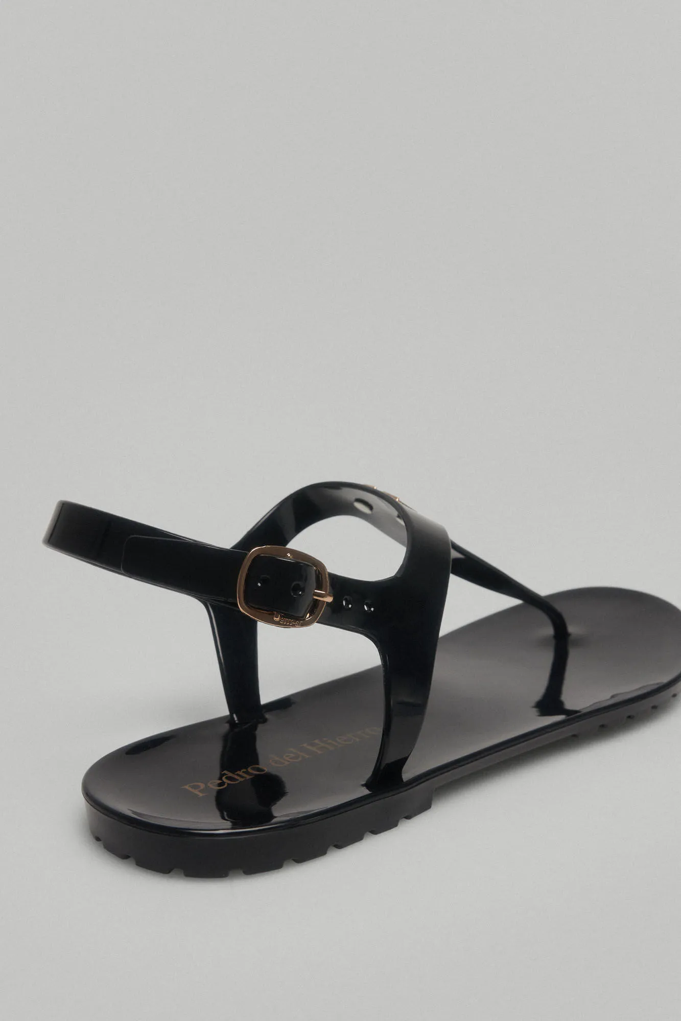 FLIPFLOPS WITH BUCKLE LOGO