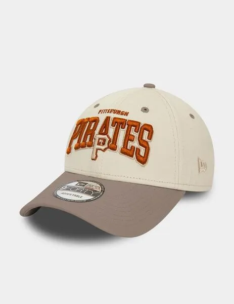 GORRA NEW ERA 940 WHITE CROWN PITPIR IVORY/ASH BROWN