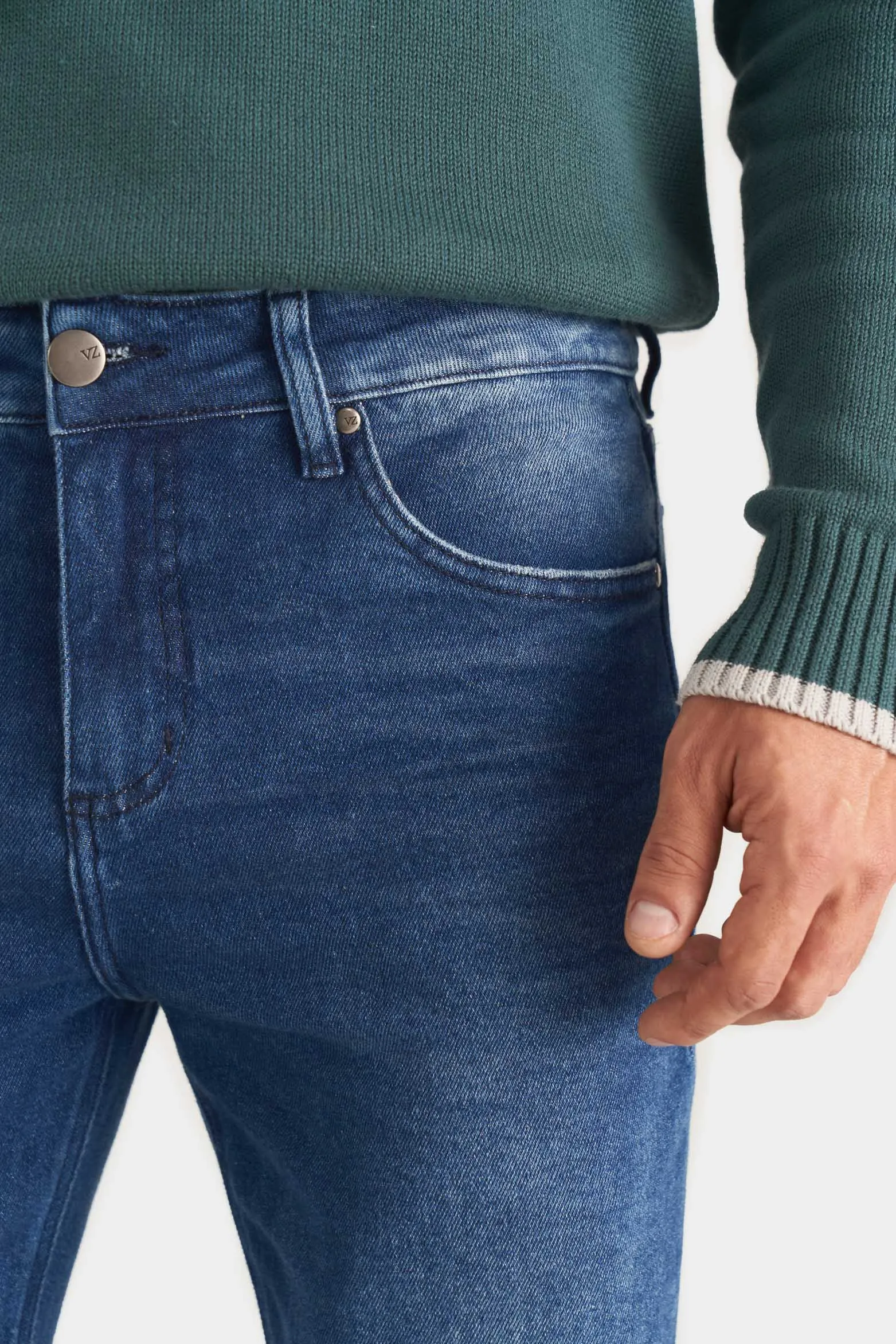 Jean sirio de algodón orgánico para hombre silueta semi ajustada