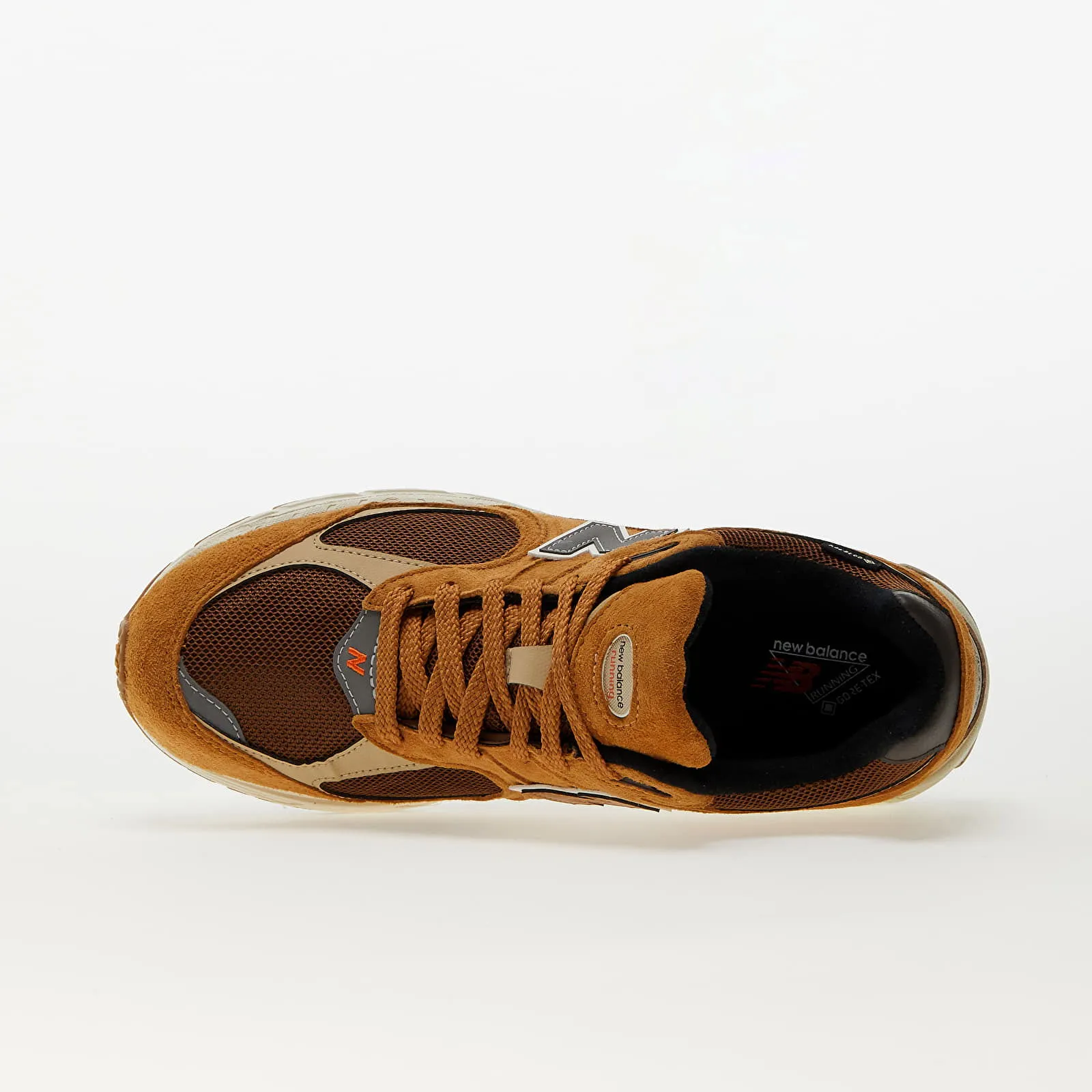 NEW BALANCE 2002R GORETEX TOBACCO