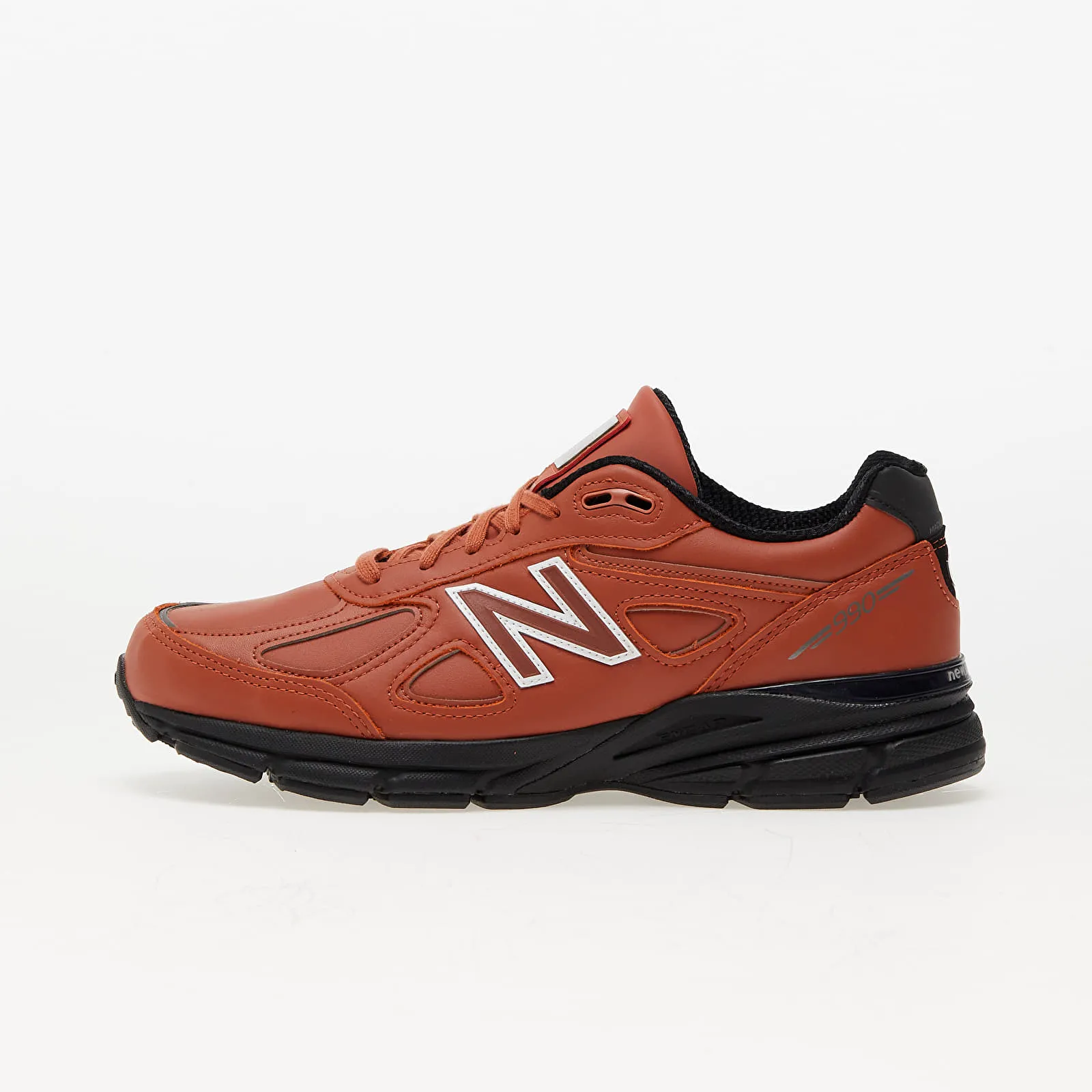 New Balance x Teddy Santis 990 V4 Made in USA
