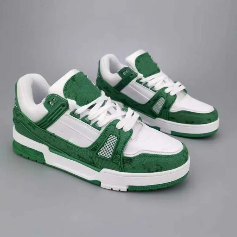 Nuevos zapatos de diseñador Flat Sneaker Trainer en estampado de zapatos casuales de mezclilla de mezclilla Plata de moda de let