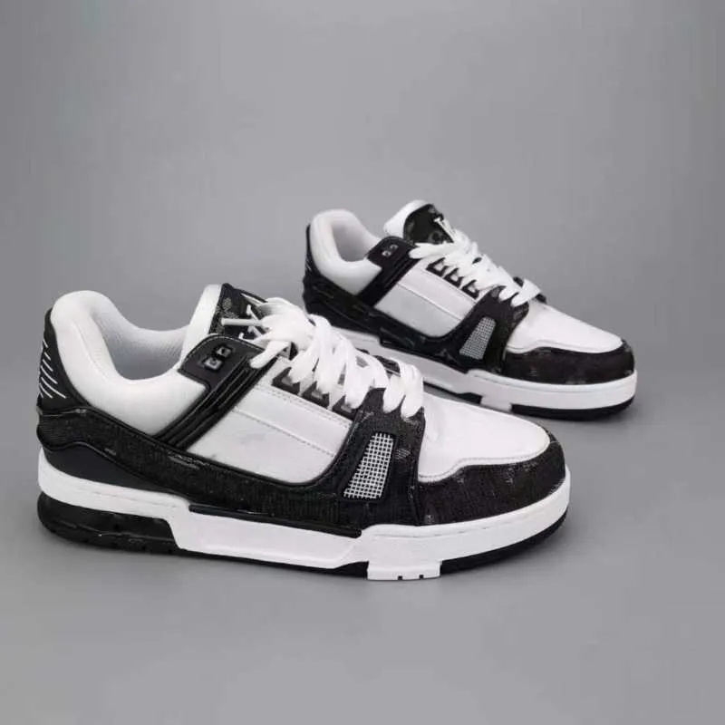 Nuevos zapatos de diseñador Flat Sneaker Trainer en estampado de zapatos casuales de mezclilla de mezclilla Plata de moda de let