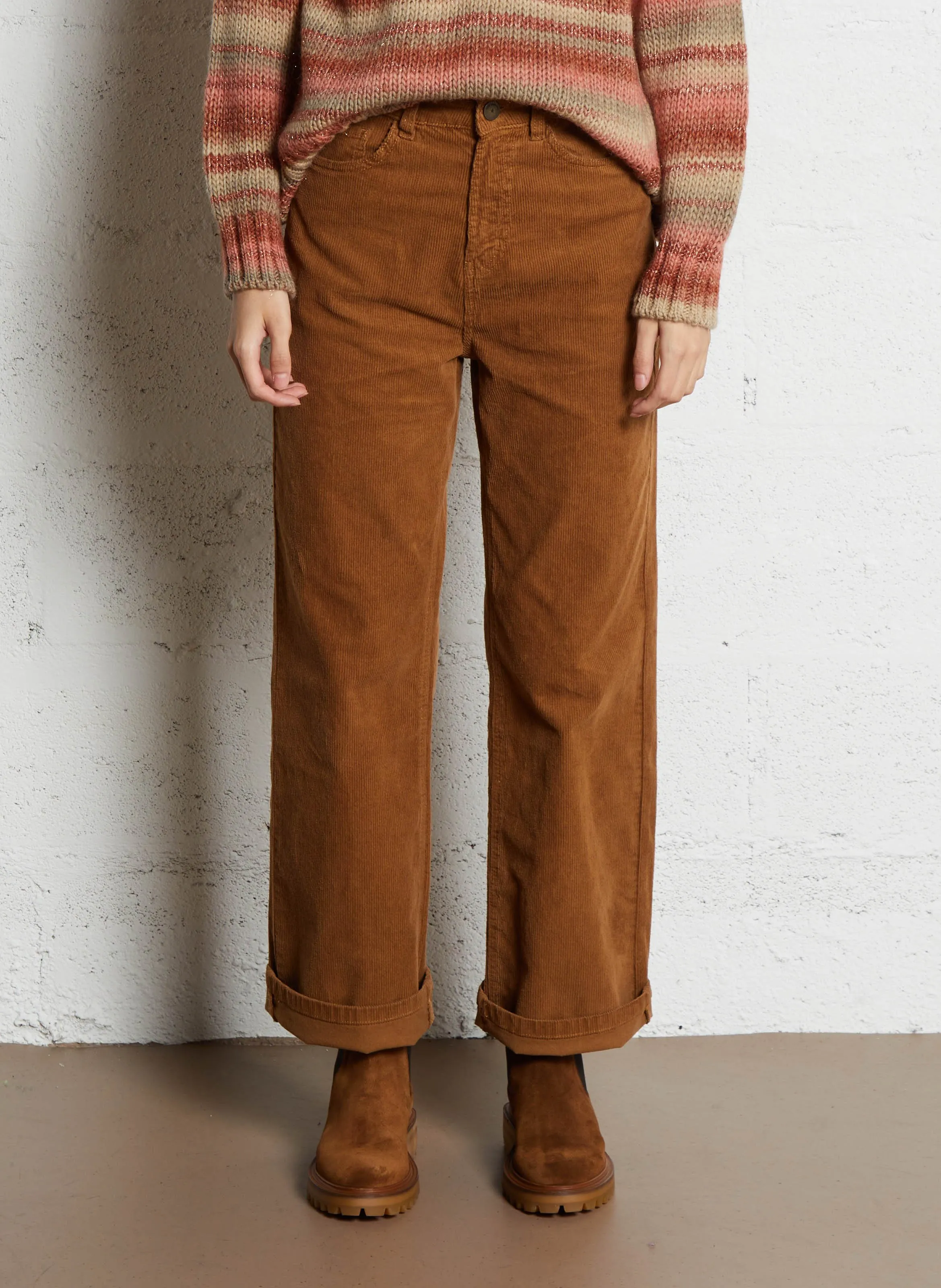 PALOMA  PANTALóN DE PANA EN MARRON