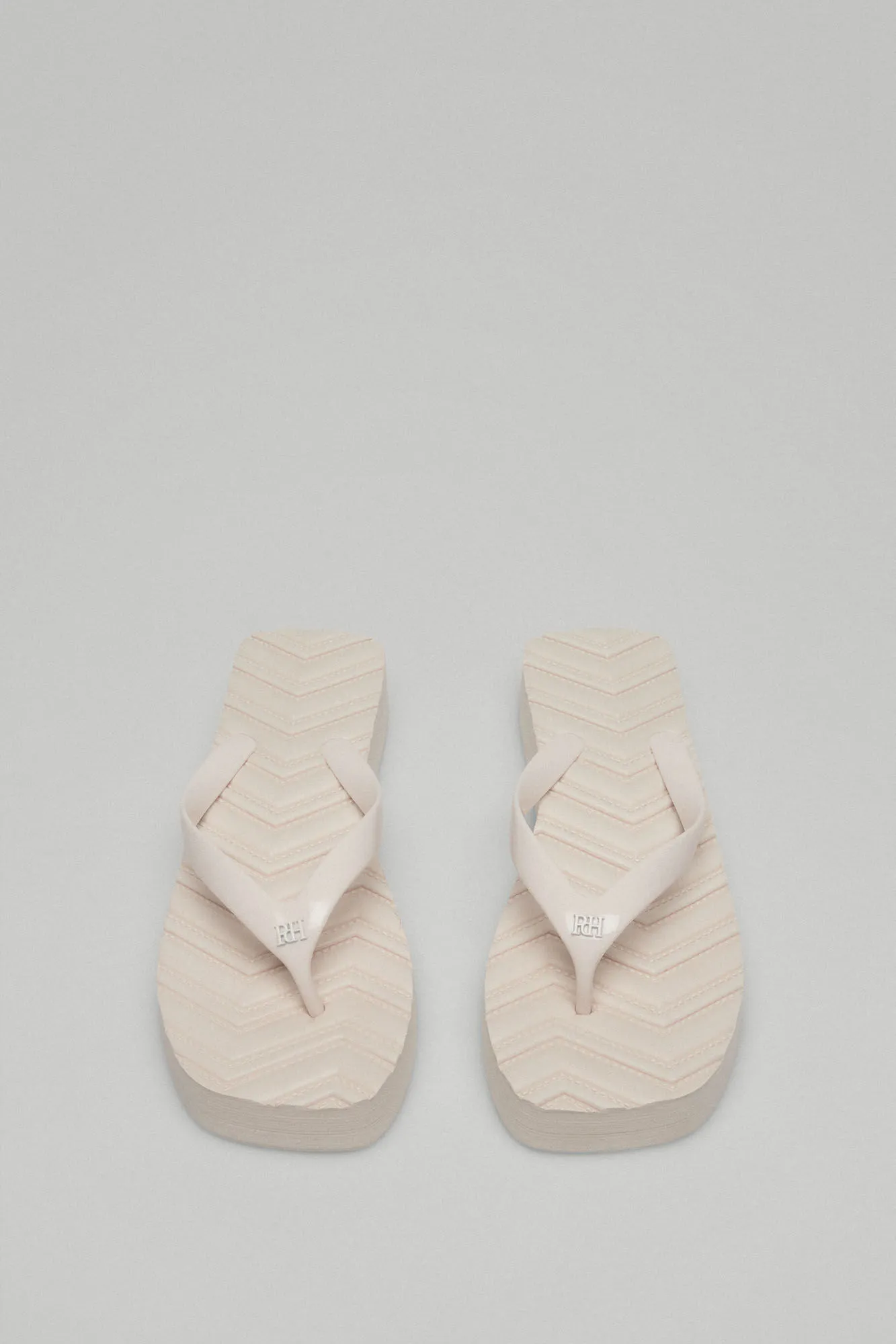 PLATFORM FLIPFLOPS