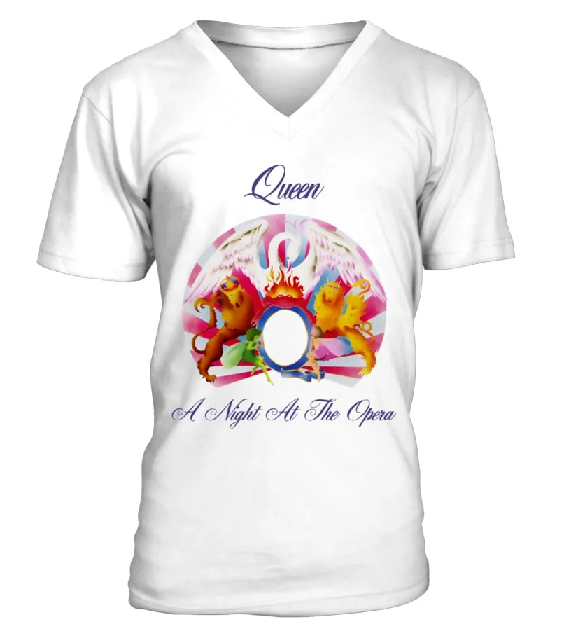RK70S347WT. A NIGHT AT THE OPERA (1975)  QUEEN CAMISETA CUELLO EN V UNISEX