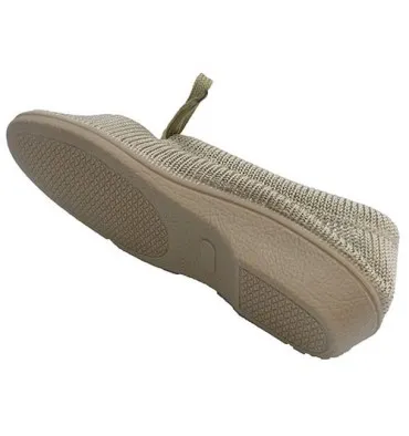 Zapatilla mujer adaptable como un calcetin super cómodas Soca en beig