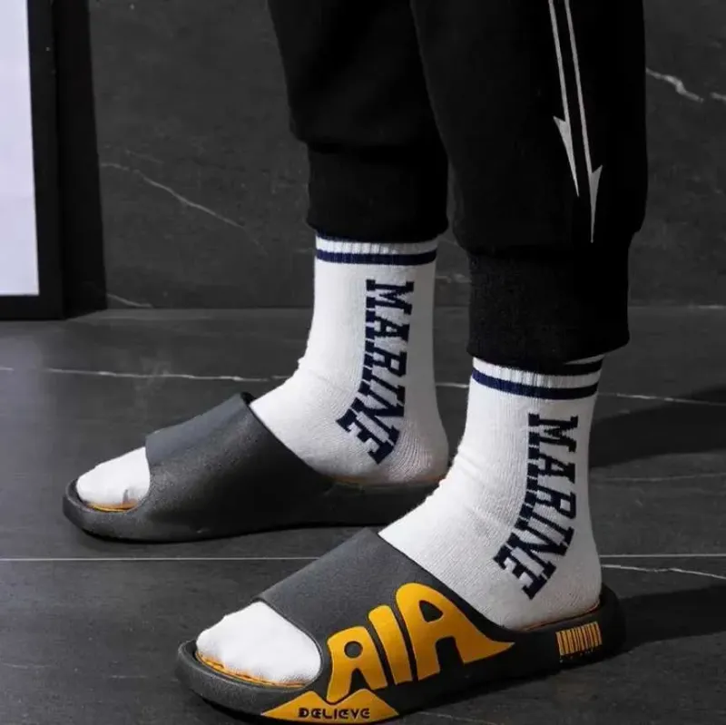 Zapatillas para hombres zapatillas para hombres sandalias para el hogar parejas hogares gruesas gruesas antideslizanes sandalias