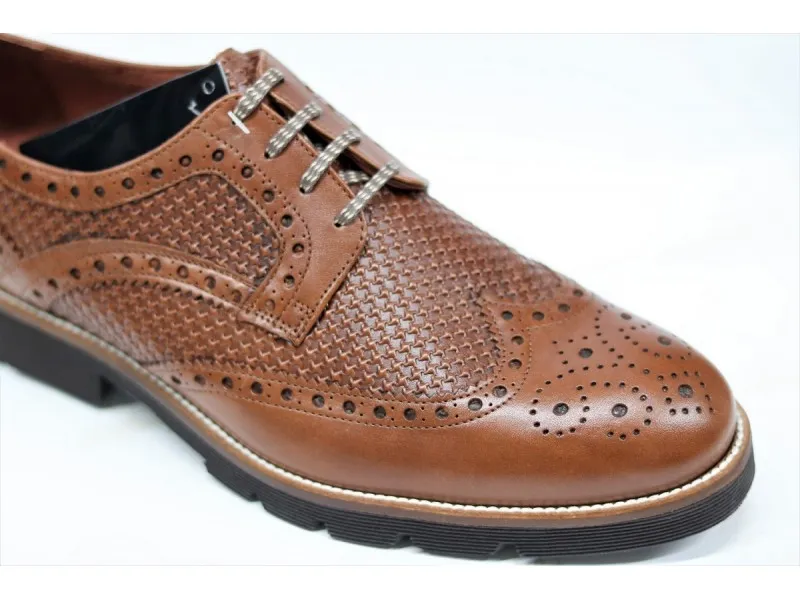 ZAPATO DE PIEL GRABADO 6254 TUBOLARI EN COLOR CUERO