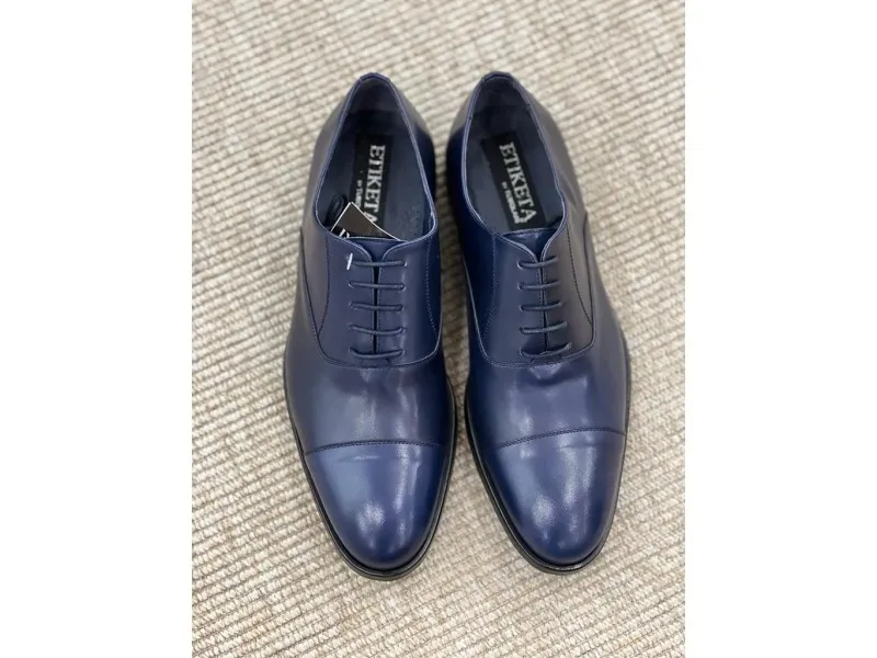 ZAPATO DE PIEL PARA VESTIR 9800 TUBOLARI EN COLOR AZUL