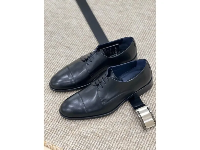 ZAPATO DE PIEL PARA VESTIR 9801 TUBOLARI EN COLOR NEGRO