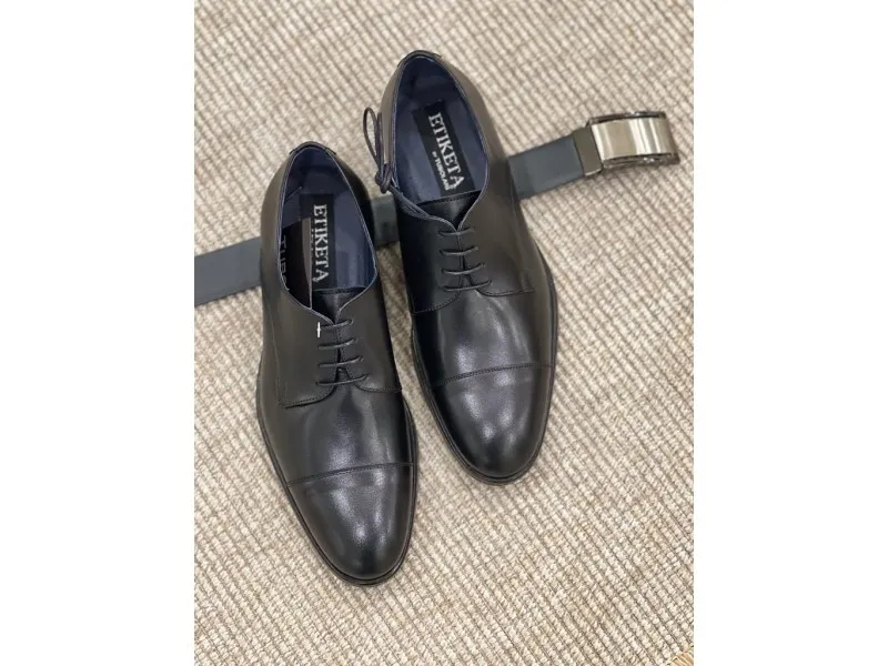 ZAPATO DE PIEL PARA VESTIR 9801 TUBOLARI EN COLOR NEGRO
