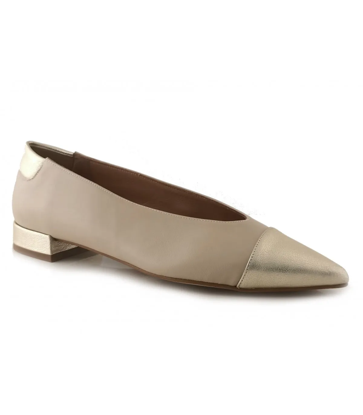 Zapatos planos en beige de mujer